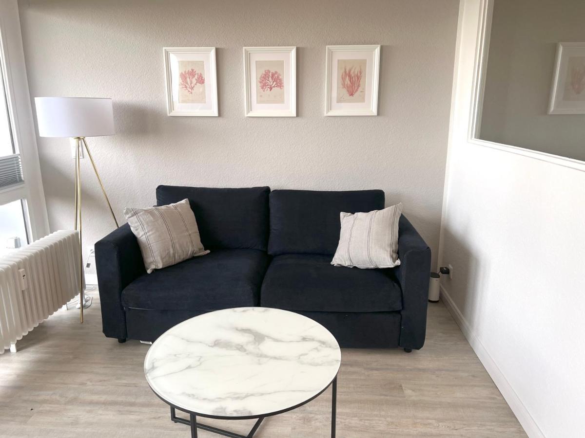 Moderne 3-Zi-Wohnung Mit Meerblick Direkt Am Strand Шарбойц Экстерьер фото