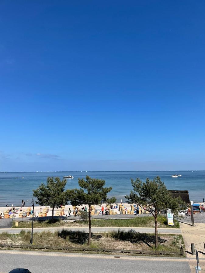 Moderne 3-Zi-Wohnung Mit Meerblick Direkt Am Strand Шарбойц Экстерьер фото