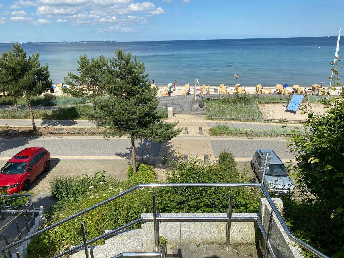 Moderne 3-Zi-Wohnung Mit Meerblick Direkt Am Strand Шарбойц Экстерьер фото